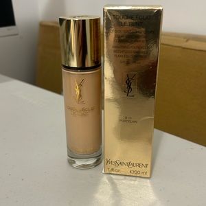 Ysl foundation B 10 Porcelain